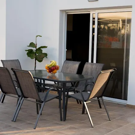 Βίλα Coastal Retreat Πρωταράς